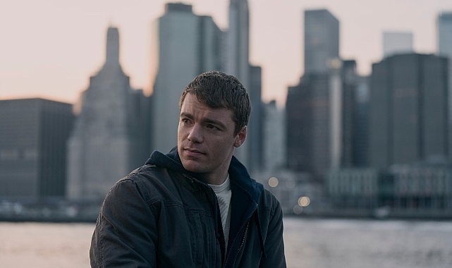 Netflix’in Başrolünde Gabriel Basso’ya Yer Veren Aksiyon Dolu Dizisi The Night Agent, Üçüncü Sezon Çekimlerine İstanbul’da Başlayacak
