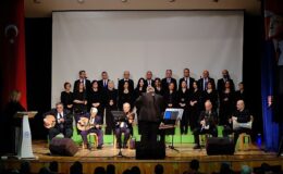 Aydın Büyükşehir Belediyesi, kültür ve sanat etkinliklerine devam ediyor. Büyükşehir Belediyesi Türk Sanat Müziği Korosu, Kuyucak’ta konser düzenledi