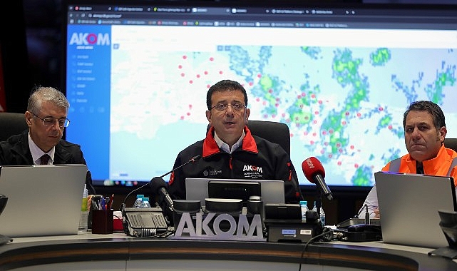 Ekrem İmamoğlu İstanbul’un Karla Mücadelesini AKOM’dan Takip Etti