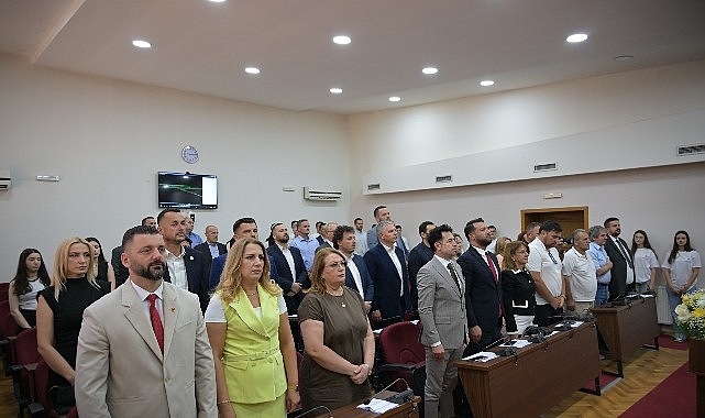 Başkan Şadi Özdemir Peja’nın Kurtuluş Günü törenlerine katıldı