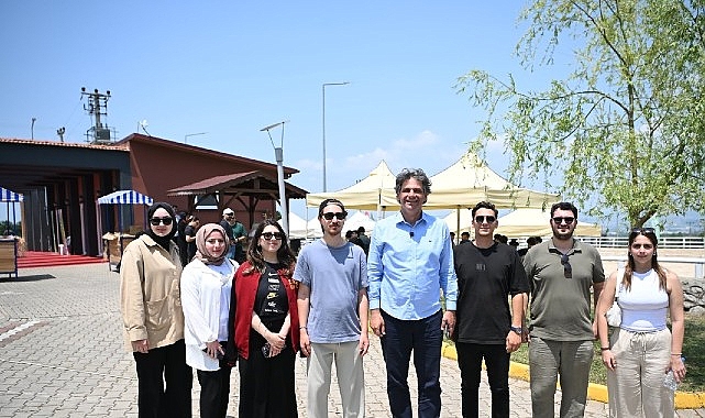 Kartepeli Gençler Ata Binerek Stres Attı