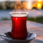 Siyah ve Yeşil Çayın Gücü: Uzun Yaşamdan Stres Yönetimine 5 Önemli Fayda